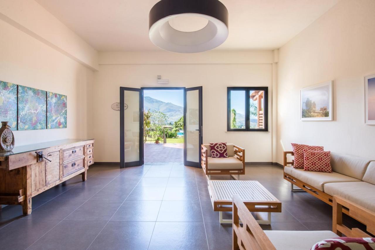 Ulivo Blu Holiday Homes 카스텔라마레델골포 외부 사진