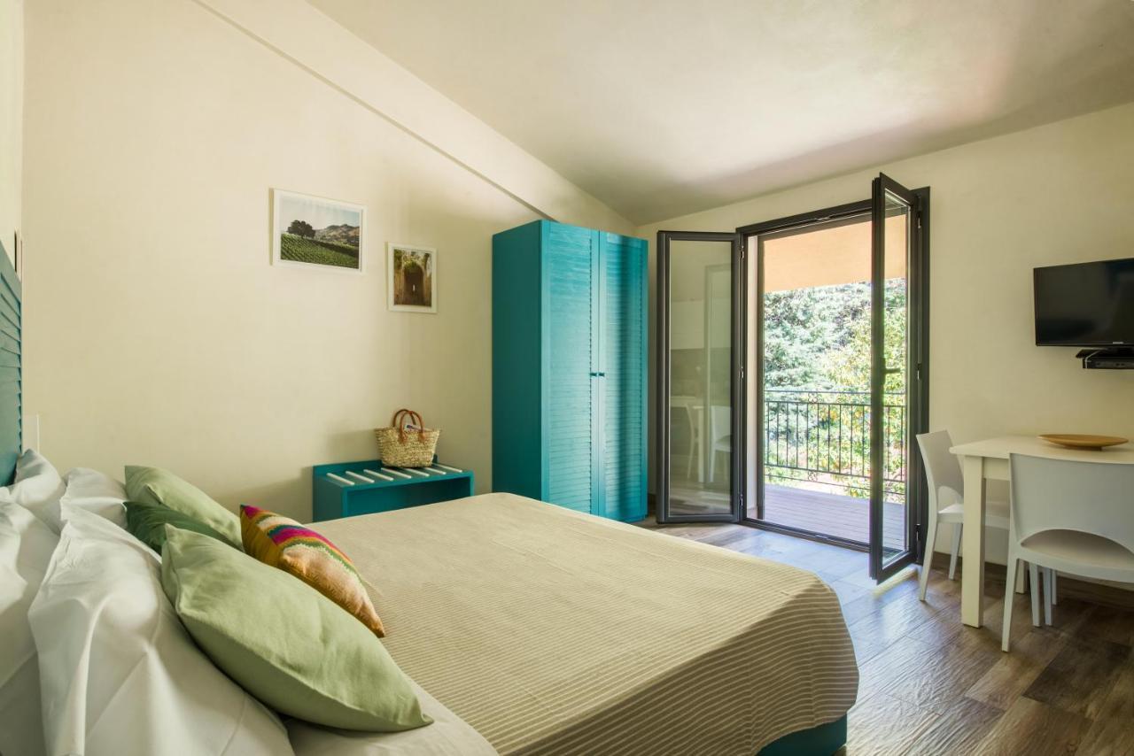Ulivo Blu Holiday Homes 카스텔라마레델골포 외부 사진
