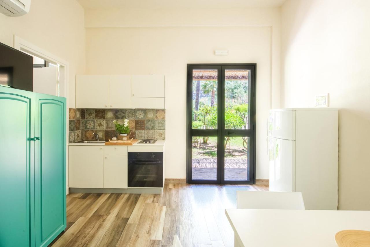 Ulivo Blu Holiday Homes 카스텔라마레델골포 외부 사진