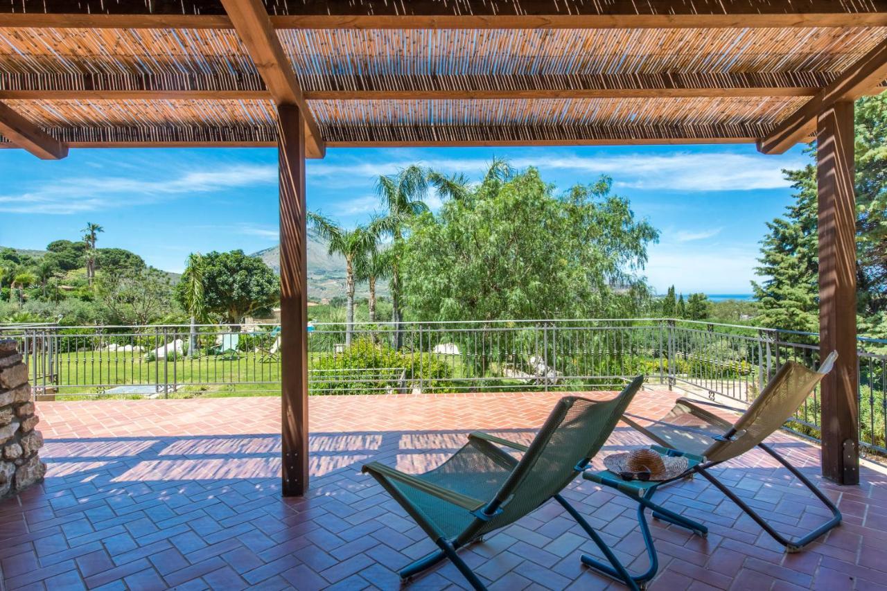 Ulivo Blu Holiday Homes 카스텔라마레델골포 외부 사진